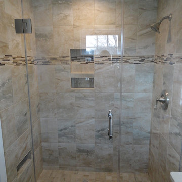 Custom Glass Panel Door Panel Shower Units