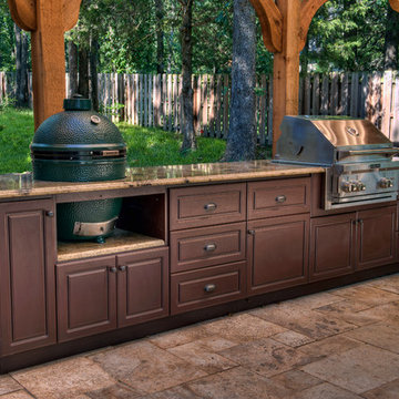 Select Outdoor Kitchen Custom Cabinets