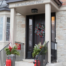 Front door -holiday decor