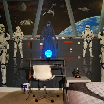 Star Wars: The Force Awakens Murals in a bedroom by Tom Taylor of Mural Art LLC
