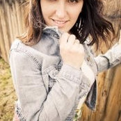 Jennifer Land's photo