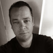 Mark Buckleys foto