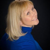 Patricia Fielding's photo