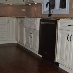 Cream Glaze Kitchen - Products