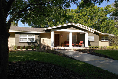 Elegant exterior home photo in Orlando