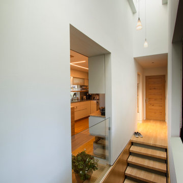 EXPANDING KITCHEN BEYOUND IT'S FOUR WALLS / Architecture - Interior design