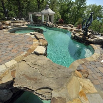 Pool Decks & Spas