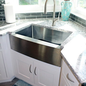 White Transitional Kitchen