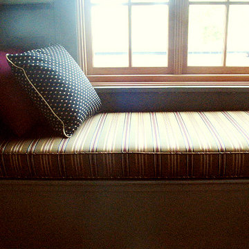 Cotswold Cottage, Tacoma, WA