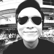 GuoWei Pohs foto