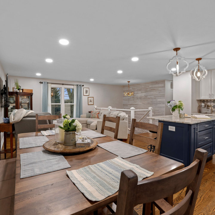 Split Foyer - Photos & Ideas
