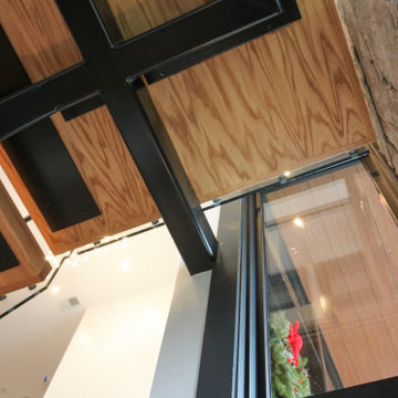 Project #98 | Modern Mono-beam Staircase with Glass Railing