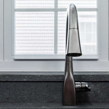 Quick White Shaker Kitchen with Caesarstone Rugged Concrete Quartz