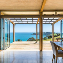 9 Holiday Homes Built for Summer by the Sea