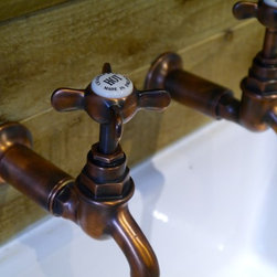 Luxury Taps/Faucets and Fittings. - Bathroom Sink Taps