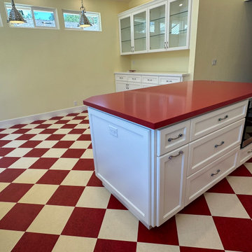 Dadek Kitchen & Laundry Room