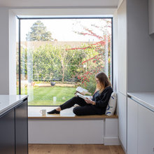 Oriel window