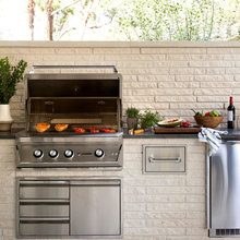 Outdoor Kitchen