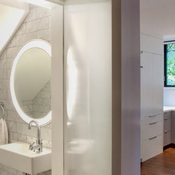 Amazing Lighted Mirrors - Bathroom Vanity Lighting