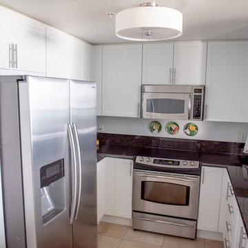 Contemporary Kitchen Remodel Done in Stratus Super Matte
