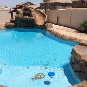 Custom Swimming Pools