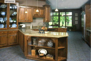 Kitchen - traditional kitchen idea in Other