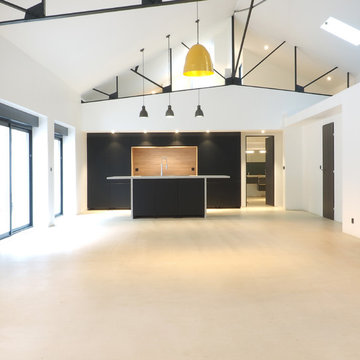 Usine cherche à adopter famille