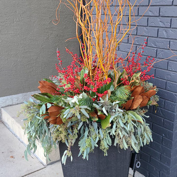 Seasonal Planters - Holidays Ideas from 2021