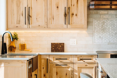 Kitchen - rustic kitchen idea in Denver