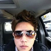 Shane Charlesvuths foto