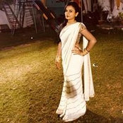Sneh Sonis foto