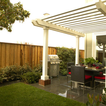 SummerHill Homes Outdoor Spaces: Evergreen Place COTTAGES Residence 4C Backyard