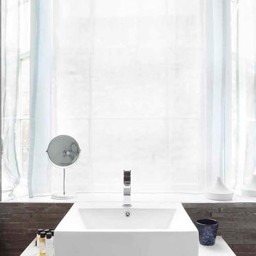 Eco-friendly Townhome Bathroom