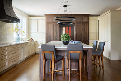Inspiration for a timeless kitchen remodel in Boston