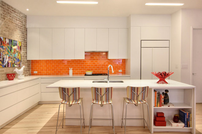 Contemporary Kitchen by Ghislaine Viñas Interior Design
