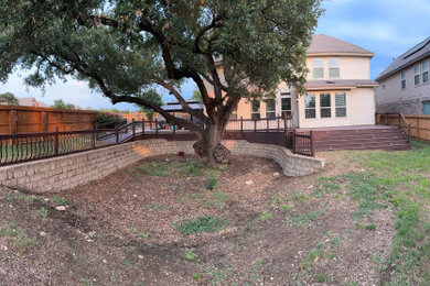 Arts and crafts deck photo in Austin