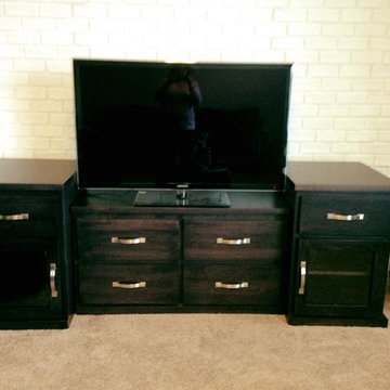 Custom HDTV Console