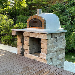 Great Backyard Space - Outdoor Pizza Ovens