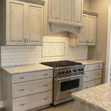 Edgebrooke Homes- Viking Appliances in a Koch White Drift Kitchen.