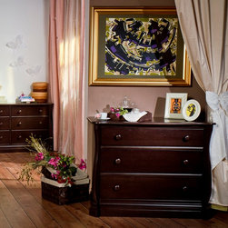 3 Drawer Chest from the VIOLINI Collection - Kids Dressers And Armoires
