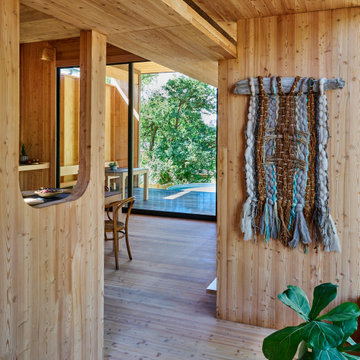CROSS CABIN