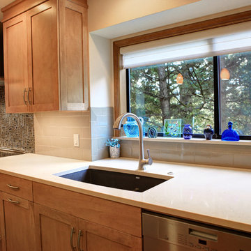 Contemporary Small Kitchen makeover