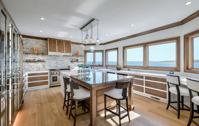 Kitchen of the Week: Making the Most of the Water Views