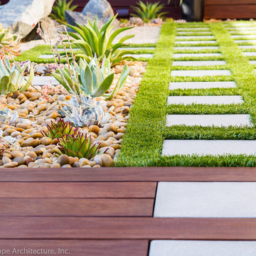 Artificial Grass + Ipe Wood Deck