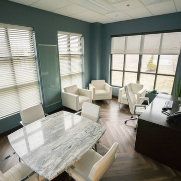 Luxury Office Designed by Jennifer Scales