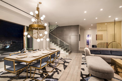 Dining room - contemporary dining room idea in Los Angeles