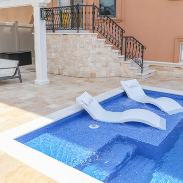 Beautiful travertine and marble backyard in Staten Island, NY