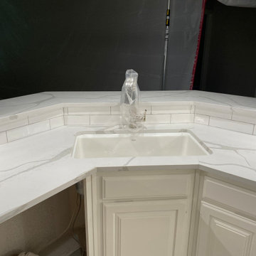 KITCHEN - Backsplash - Ceramic Subway Tile 3" x 12"