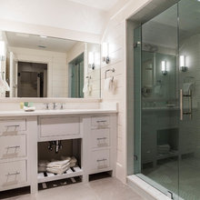Captiva Hall Bath