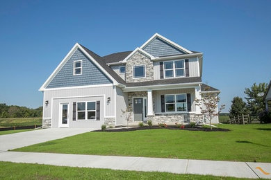 Inspiration for a gray house exterior remodel in Detroit